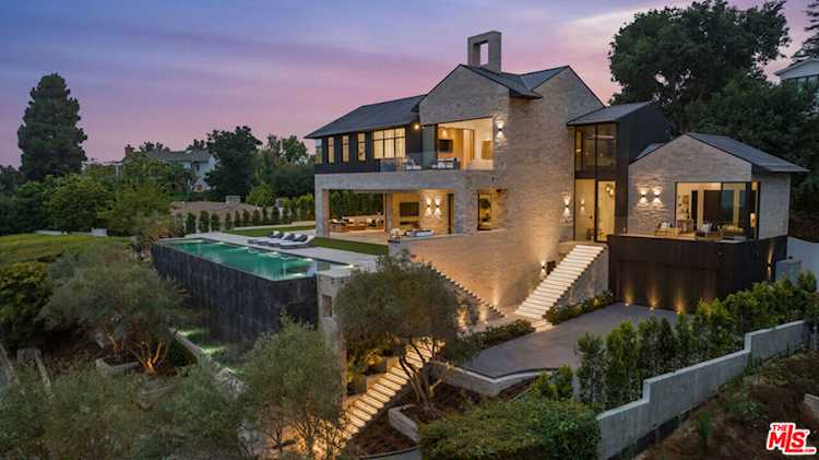 255 Ashdale Ave Los Angeles, CA 90049