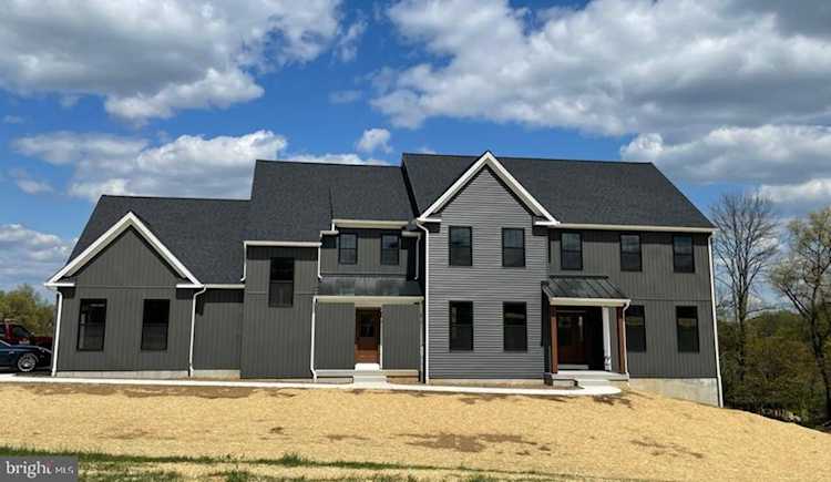 608 Sugartown Rd Malvern, PA 19355