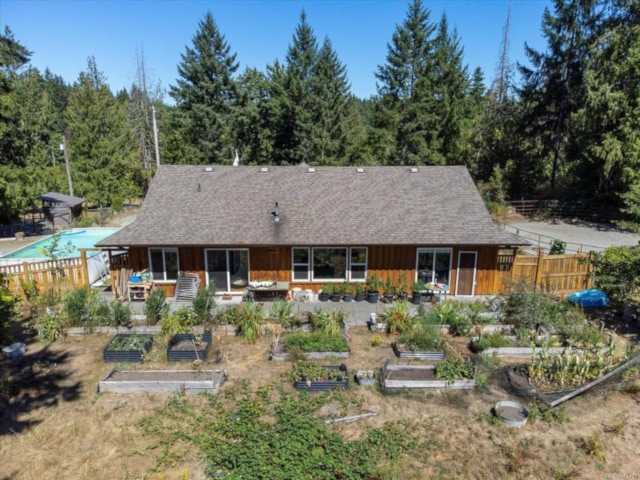 3171 Decourcy Dr Nanaimo, BC V9G 1E2