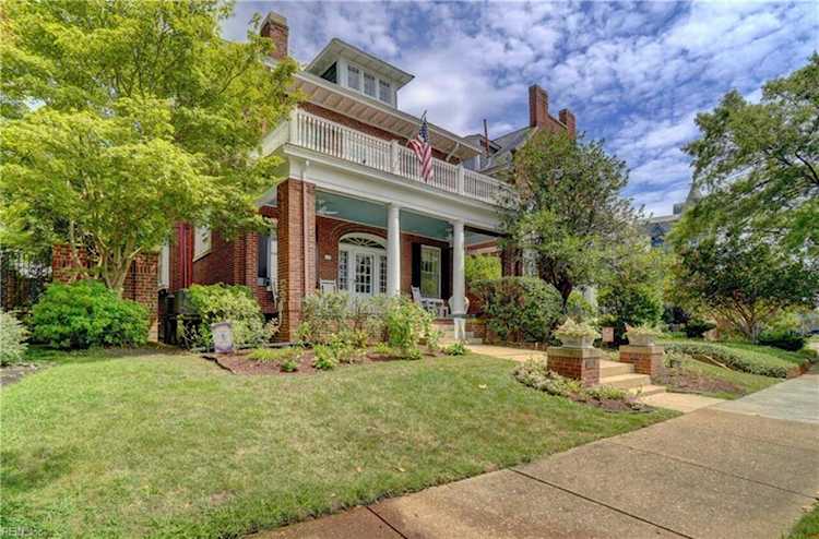 548 Mowbray Arch Norfolk, VA 23507