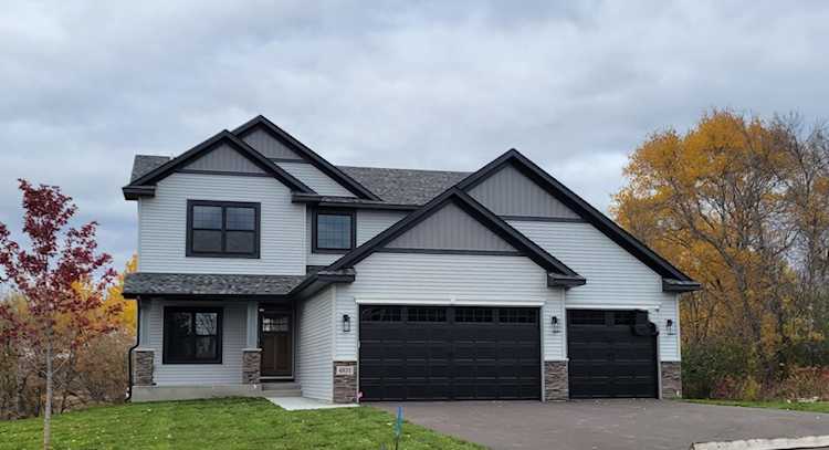 4831 Maple Street Rockford, MN 55373