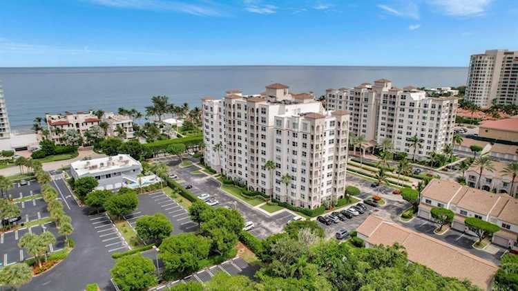 3594 S Ocean Boulevard #704 Highland Beach, FL 33487