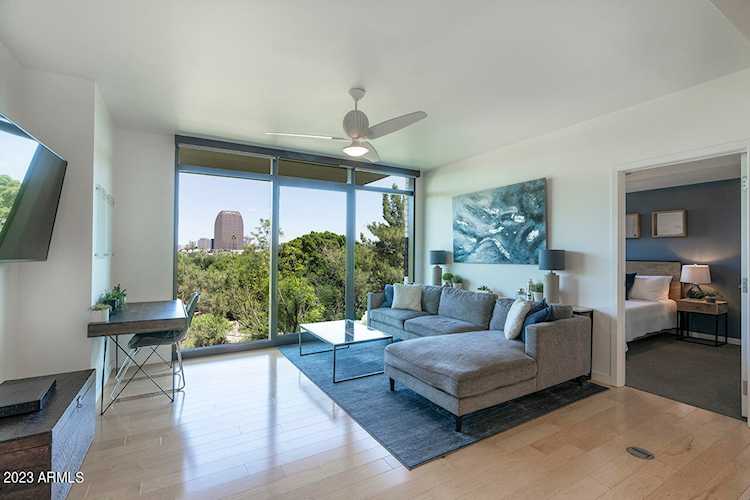 200 W Portland Street #420 Phoenix, AZ 85003