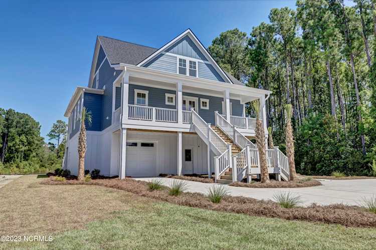 925 Bayshore Dr Wilmington, NC 28411