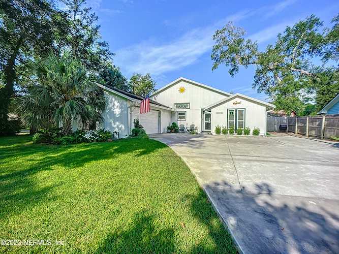 2020 Penman RD Neptune Beach, FL 32266