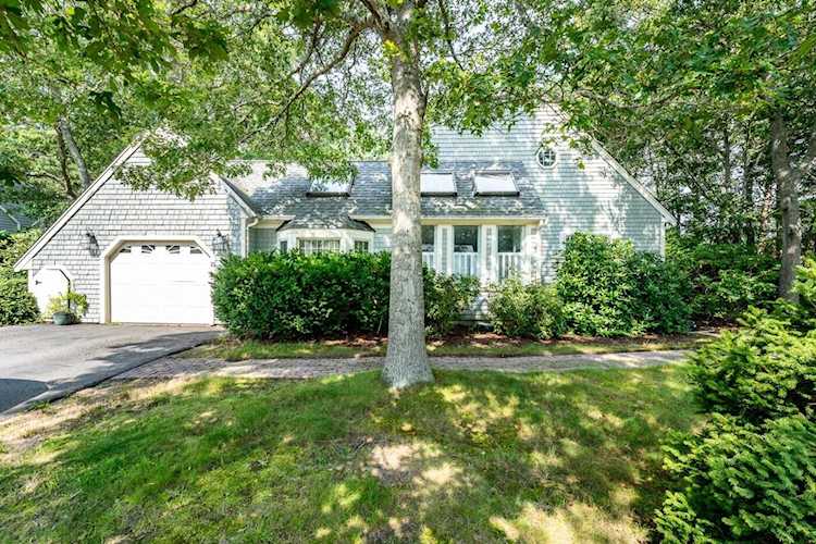 15 Square Rigger Lane Hyannis, MA 02601 | MLS 22303470 Photo 1