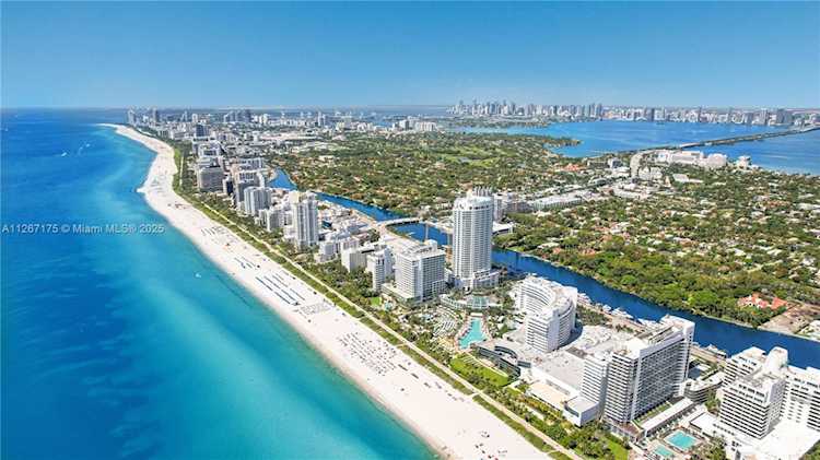 4401 Collins Ave #2114/2116 Miami Beach, FL 33140