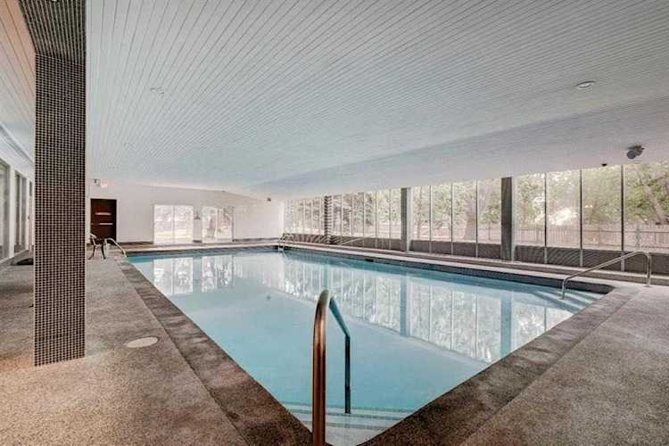 4944 Dalton Dr NW #105 Calgary, AB T3A 2E6