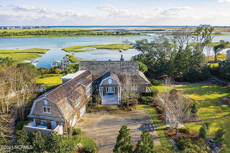 2307 Middle Sound Loop Rd Wilmington, NC 28411