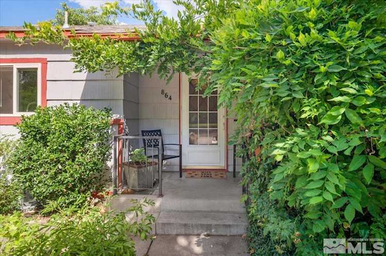 864 Daniel Drive Reno, NV 89509