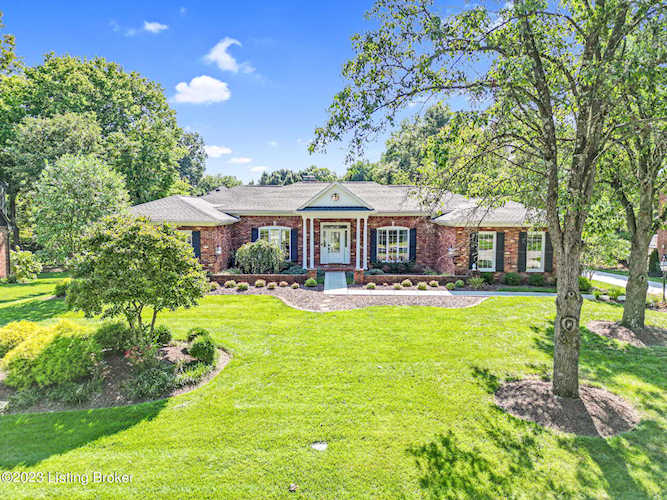 909 Albemarle Ct Louisville, KY 40222
