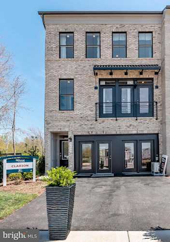5159 Ridgeview Retreat Dr Chantilly, VA 20151