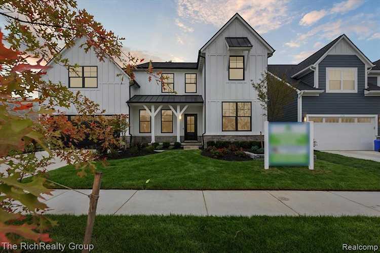 50404 Hedgewood Dr Canton Twp, MI 48187