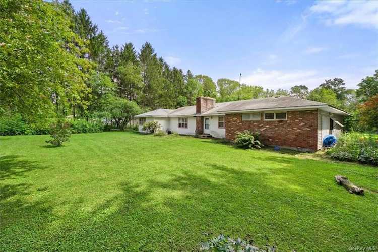 68 Trestle Ln Clinton Corners, NY 12514 MLS H6264483