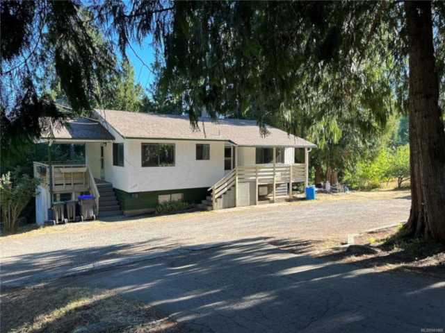 1758 Ground Rd Nanaimo, BC V9X 1V4
