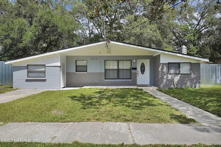 3213 Cathedral LN Jacksonville, FL 32277