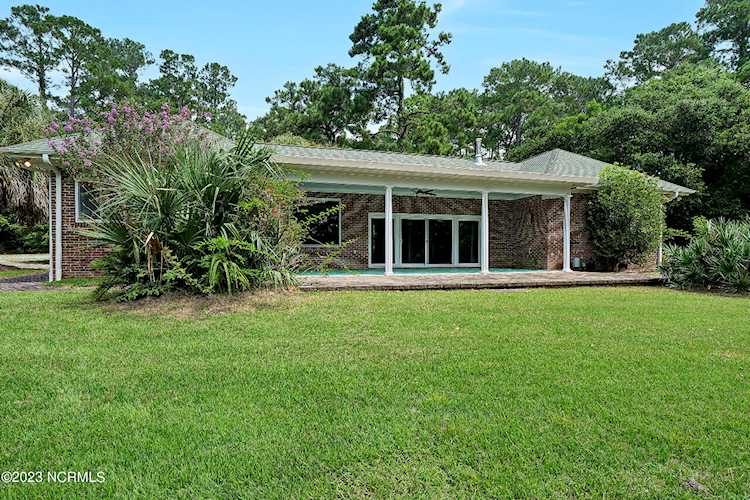 6223 Riptide Dr Wilmington, NC 28403