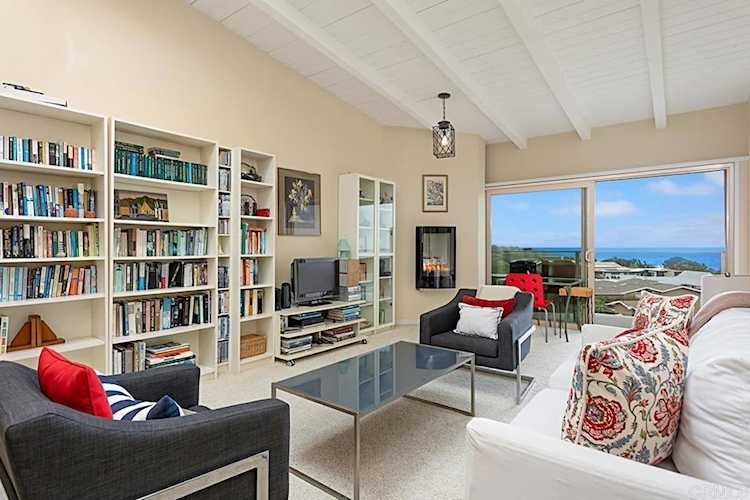 640 W Solana Circle #12 Solana Beach, CA 92075