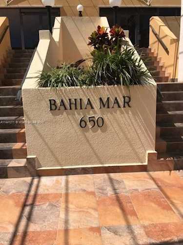650 Ocean Dr #5A Key Biscayne, FL 33149