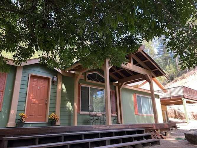 16486 Ford Rd Rogue River, OR 97537
