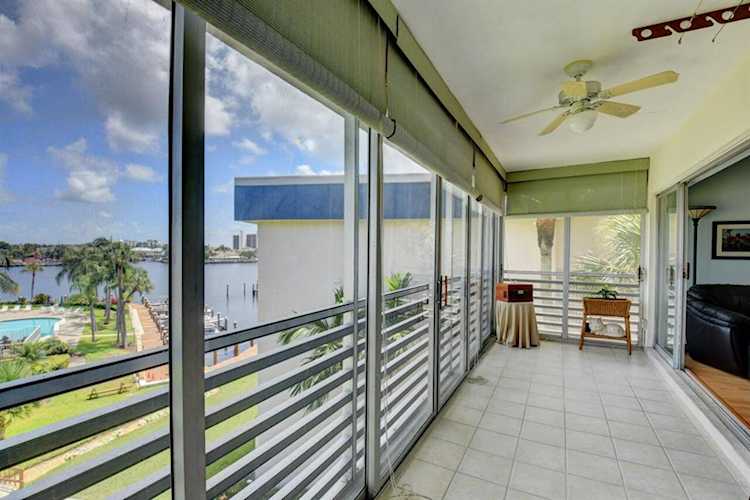 921 Spanish Circle #439 Delray Beach, FL 33483
