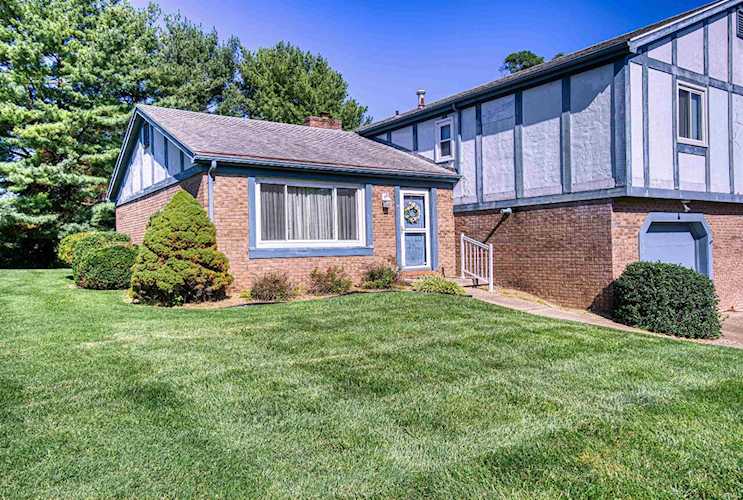 5677 Kenwood Drive Newburgh, IN 47630