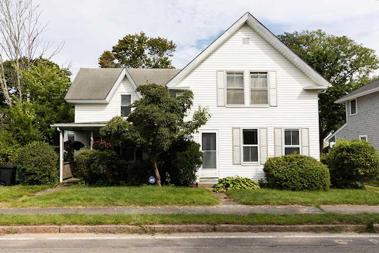 30 Shore Street Falmouth, MA 02540