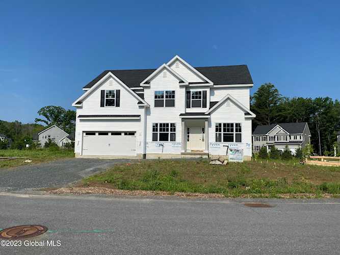 7 Basswood Ct Ballston Lake, NY 12019 | MLS 202323413 Photo 1