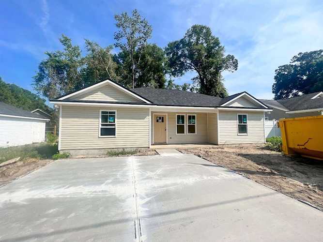 36 Mohawk Trl Crawfordville, FL 32327 in Wakulla Gardens Photo 1
