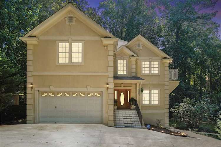 9675 Cone Court Roswell, GA 30075
