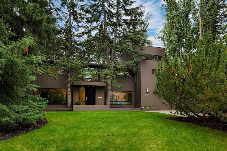1235 Lansdowne Ave SW Calgary, AB T2S 1A4