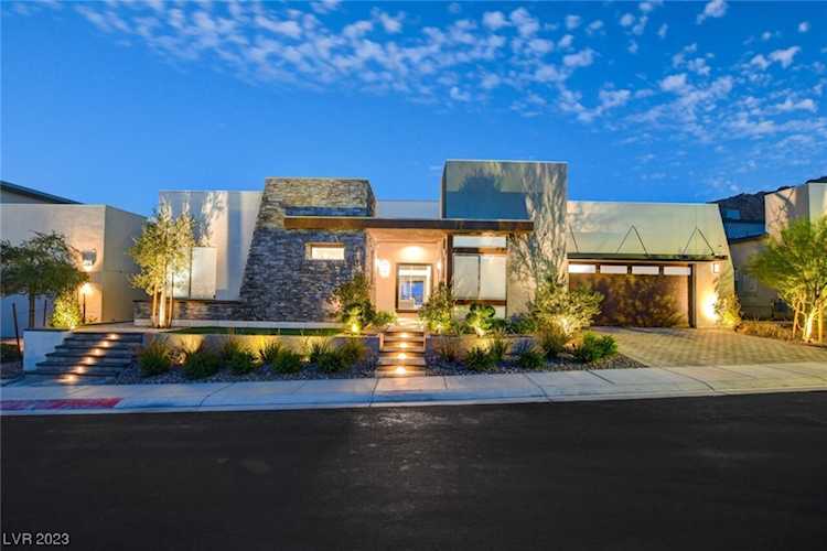 2227 Summit Mesa Ln Henderson, NV 89052