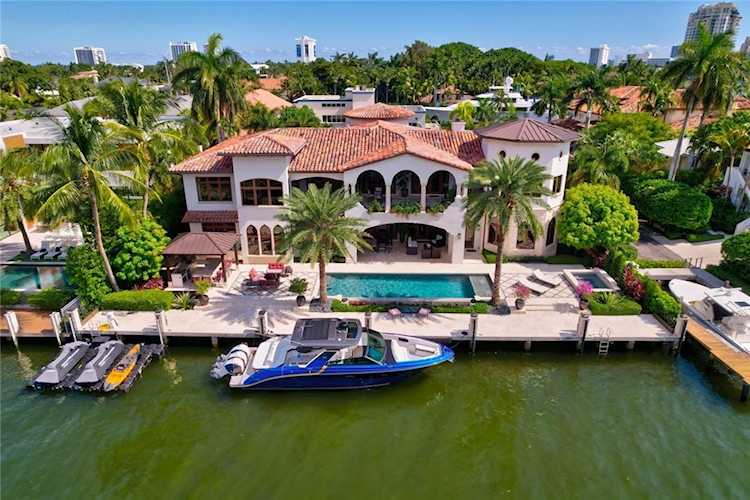 821 Solar Isle Dr Fort Lauderdale, FL 33301