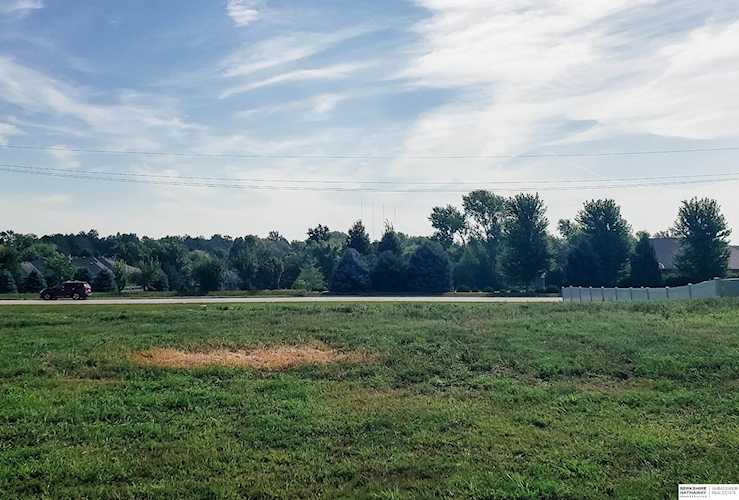 12703 S 73rd St Papillion, NE 68046 | MLS 22319443 Photo 1