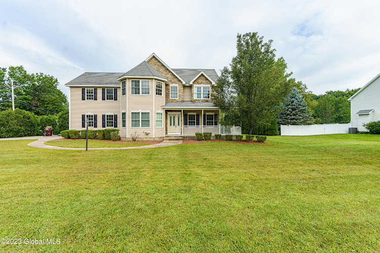 7316 Church Rd Schenectady, NY 12306