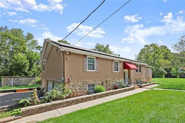 156 Summit Dr North Branford, CT 06471