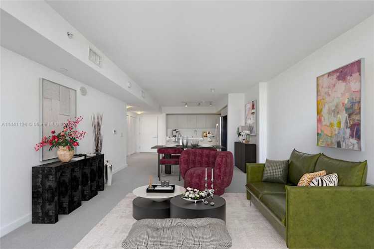 4250 Biscayne Blvd #1511 Miami, FL 33137
