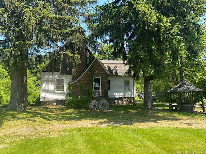10/14 Waterbury Rd Prospect, CT 06712