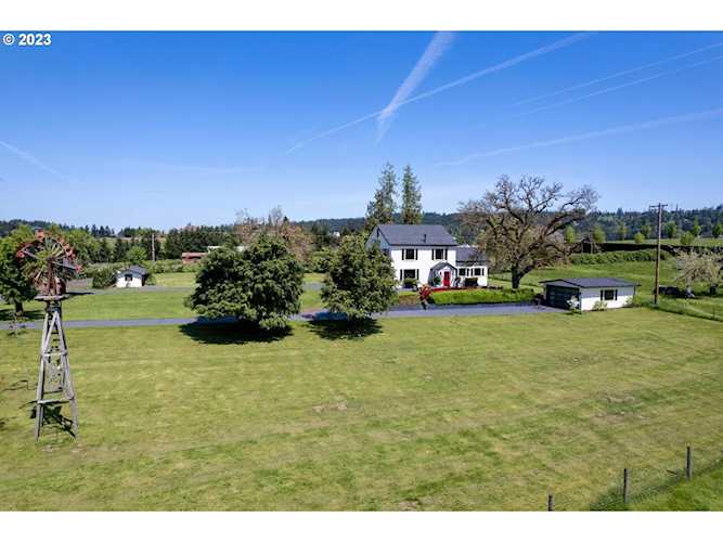 27401 SW Lenske LN Wilsonville, OR 97070