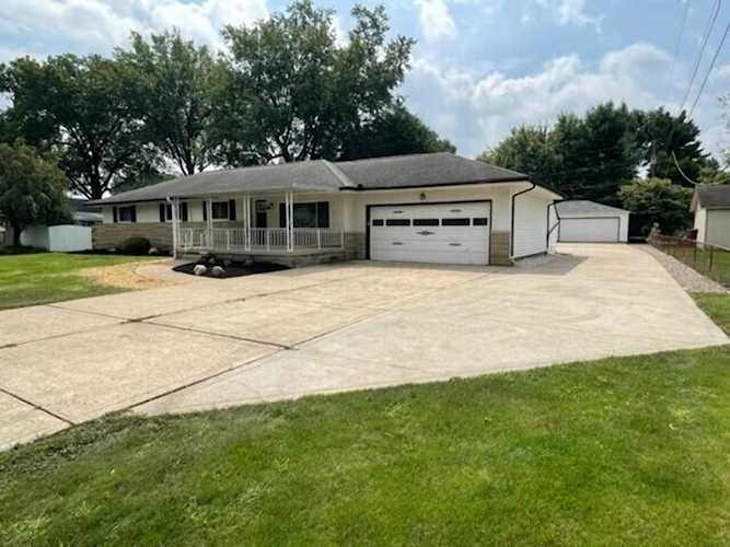 5225 Bixby Road Canal Winchester, OH 43110 | MLS 223027771 Photo 1