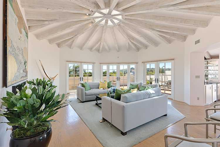 1525 State St #306 Santa Barbara Photo 1