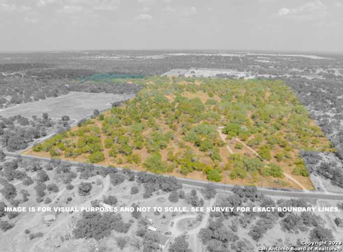 4410 Eichman Rd Von Ormy, TX 78073