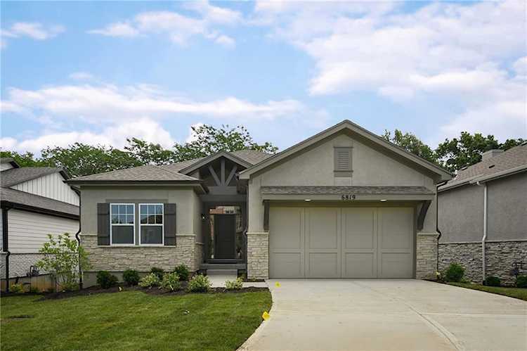 6819 W 162nd Terrace Overland Park, KS 66085