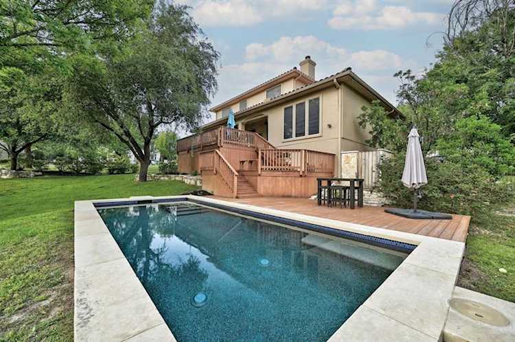 4 Torrington CT The Hills, TX 78738