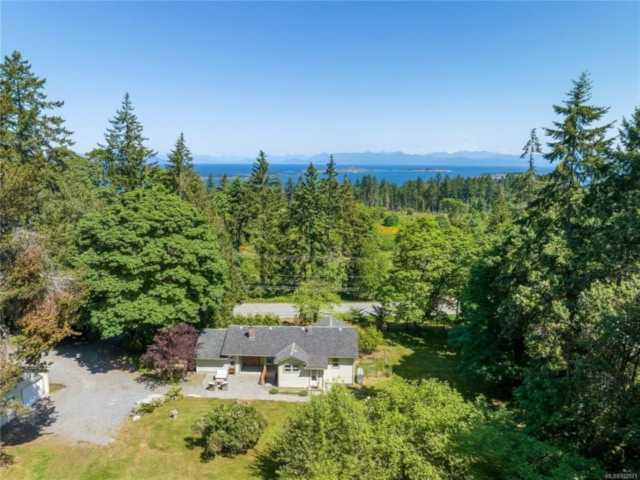 7793 Superior Rd Lantzville, BC V0R 2H0