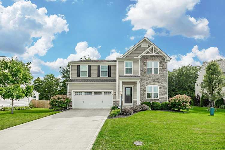 1811 Azalea Lane Pataskala, OH 43062