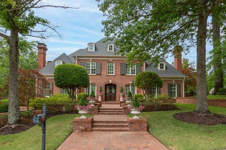 2476 Carters Grove Ln Germantown, TN 38138
