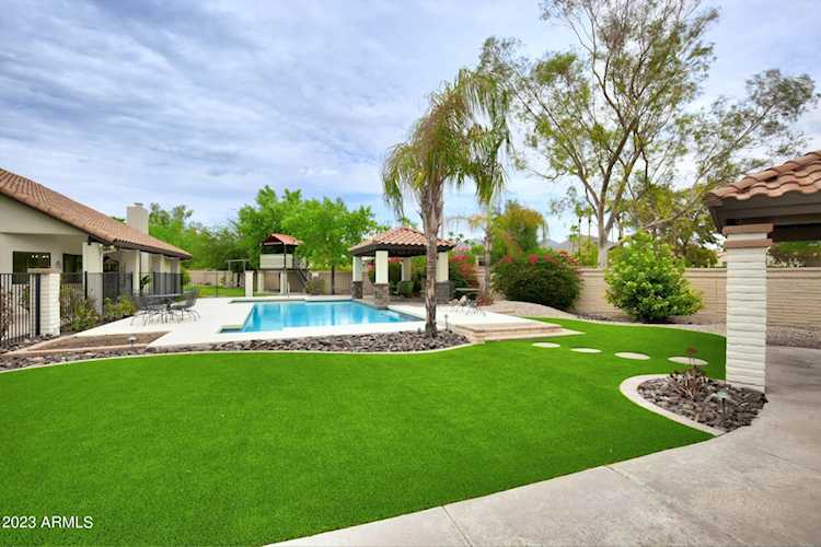 9891 E Windrose Dr Scottsdale, AZ 85260 | MLS 6596877 Photo 1