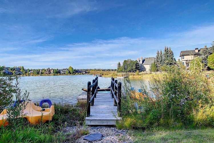 15 Fishermans Bend Rural Rocky View County, AB T3Z 1B2