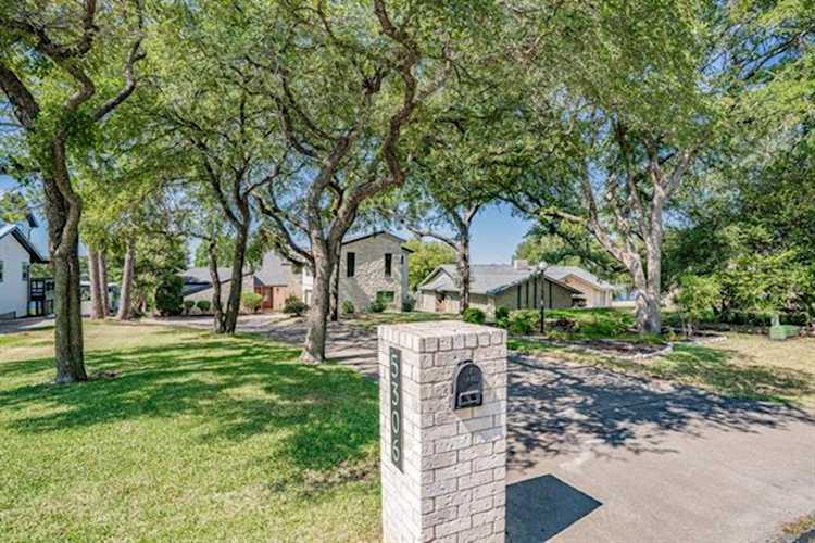 5306 Comanche Vista Trail Granbury, TX 76049